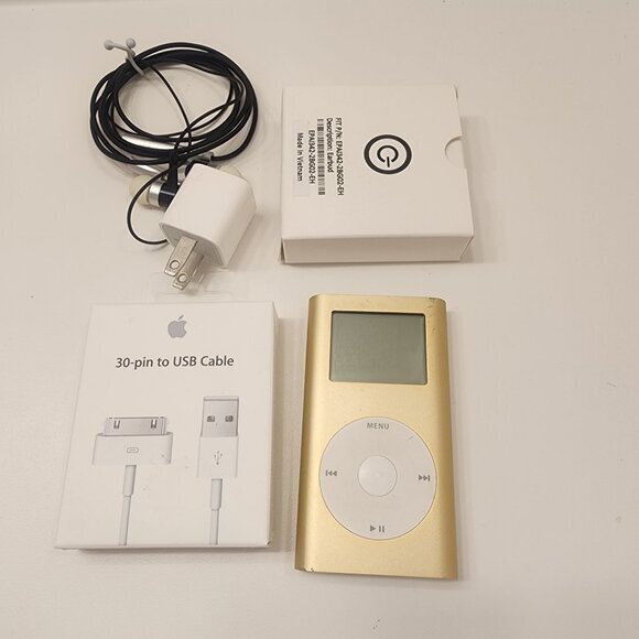 Apple iPod Mini 1st Generation 4GB Rare Gold Color MP3 Music Player - Picture 1 of 5